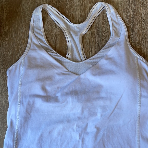 Lululemon White Tank Top with Bra Support Size 8 - Picture 2 of 8